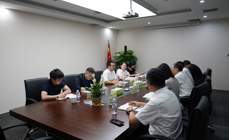 四川金控集团总经理助理陈科一行莅临公司调研风控合规建设情况